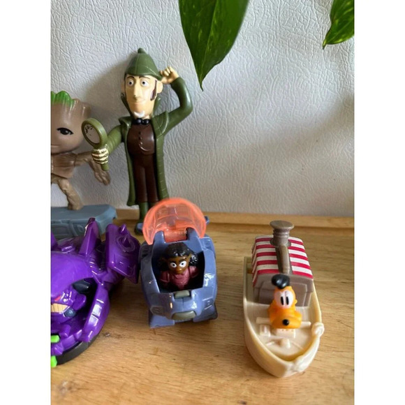 Lot of Fast Food chain Plastic Kid’s Toys - Picture 5 of 10